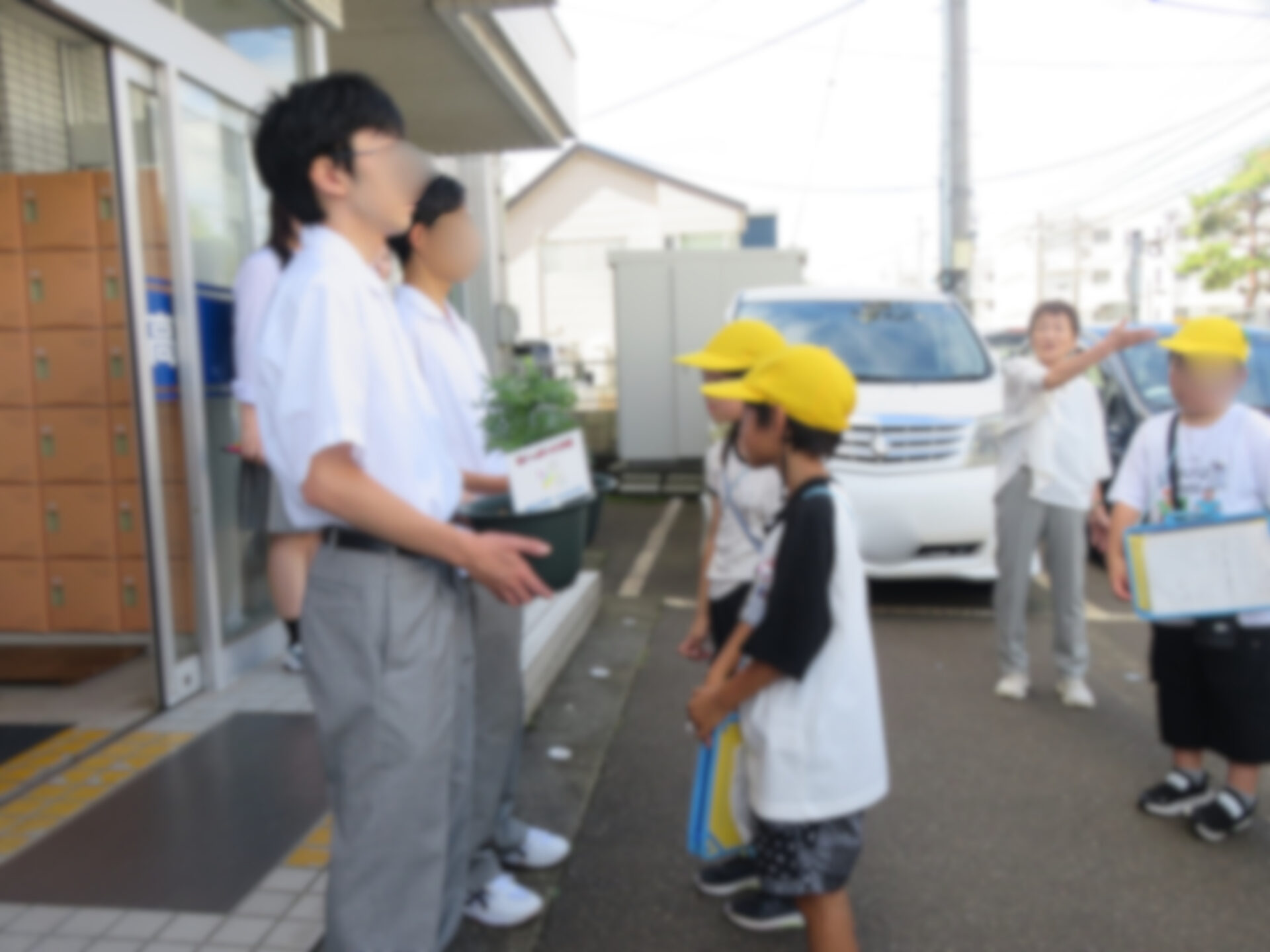 【通学コース】花いっぱい運動が行われました！